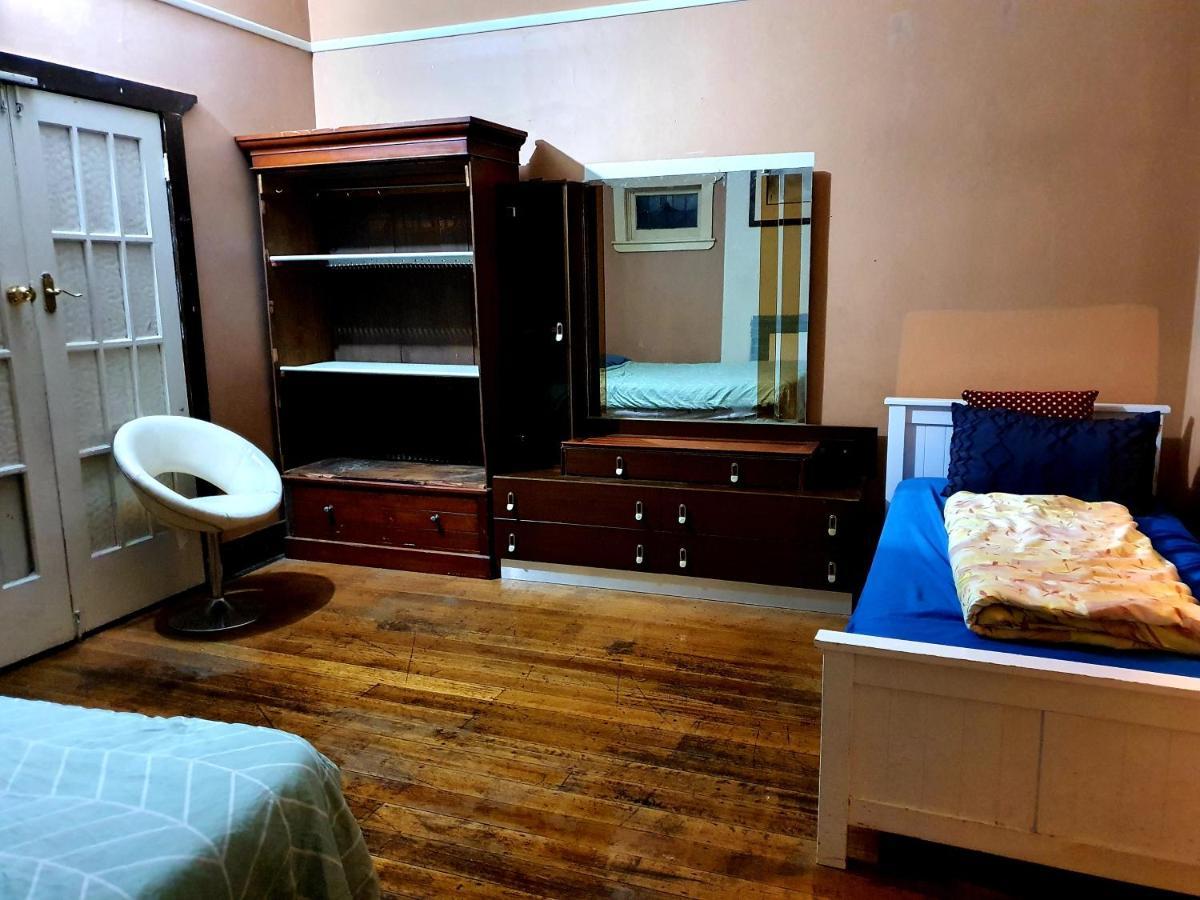 St Kilda East Backpackers' Hostel Мелбърн Екстериор снимка