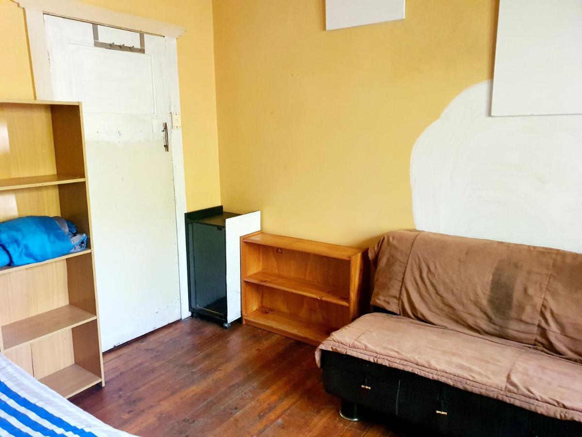 St Kilda East Backpackers' Hostel Мелбърн Екстериор снимка