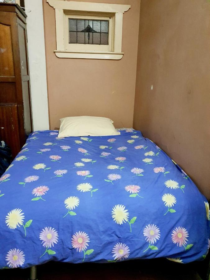 St Kilda East Backpackers' Hostel Мелбърн Екстериор снимка