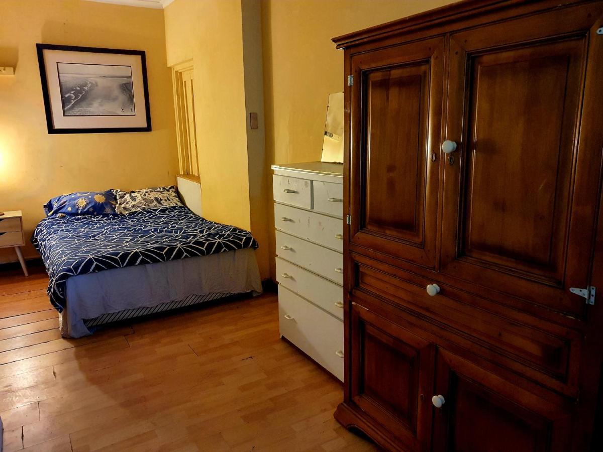 St Kilda East Backpackers' Hostel Мелбърн Екстериор снимка