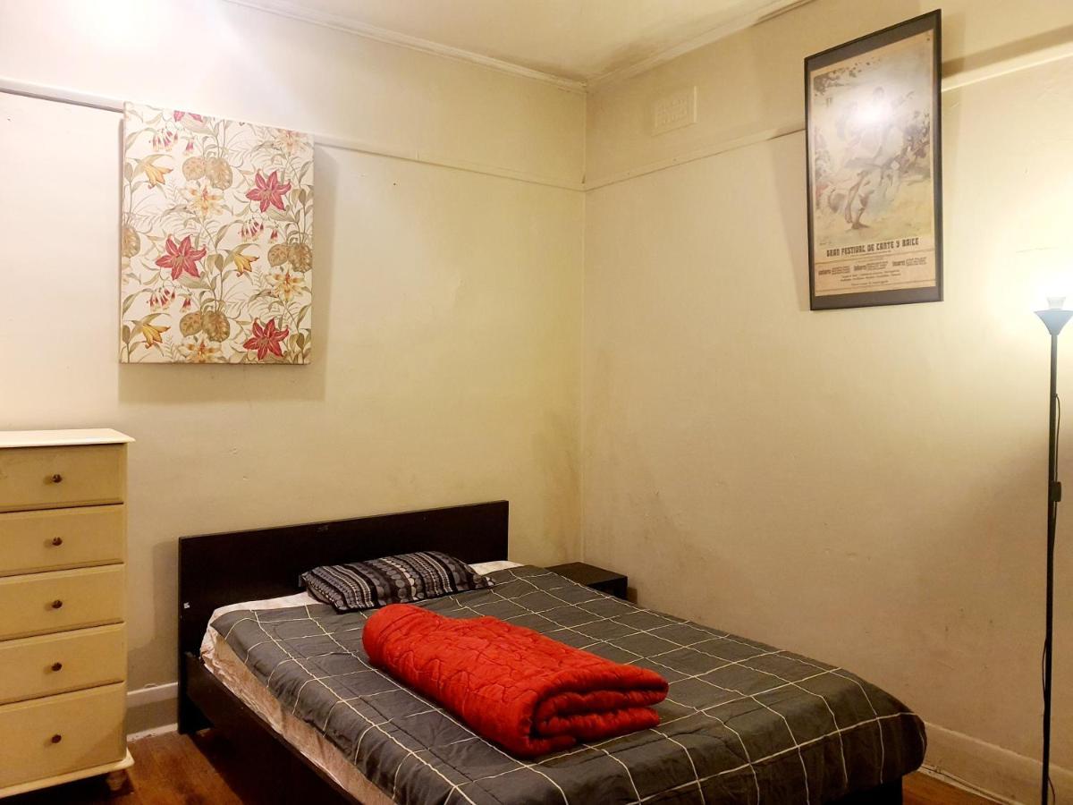 St Kilda East Backpackers' Hostel Мелбърн Екстериор снимка