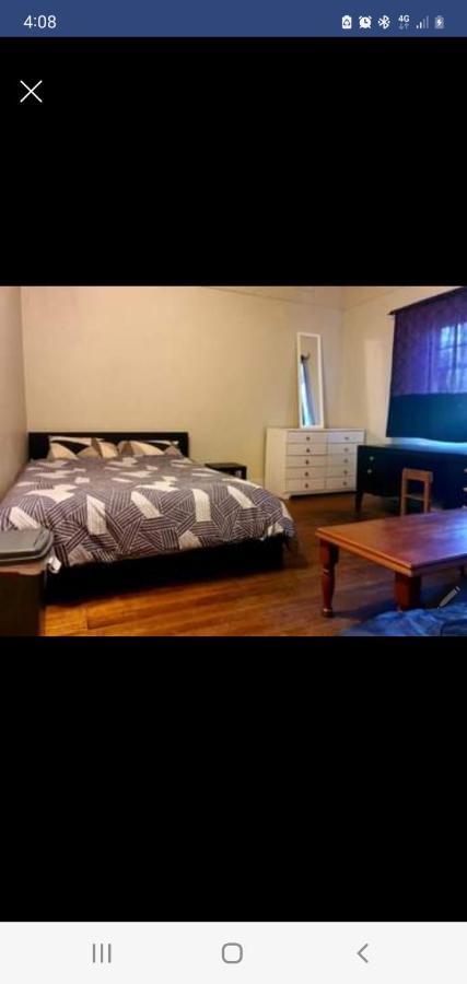 St Kilda East Backpackers' Hostel Мелбърн Екстериор снимка